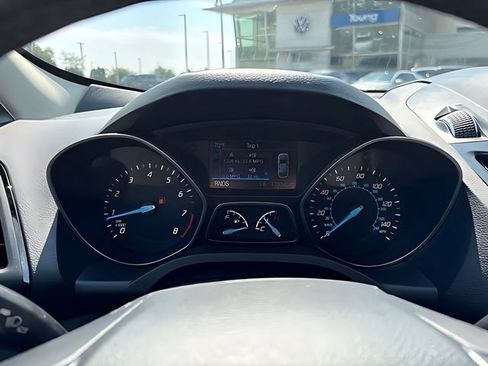 Used 2015 Ford Escape Titanium FWD image 21