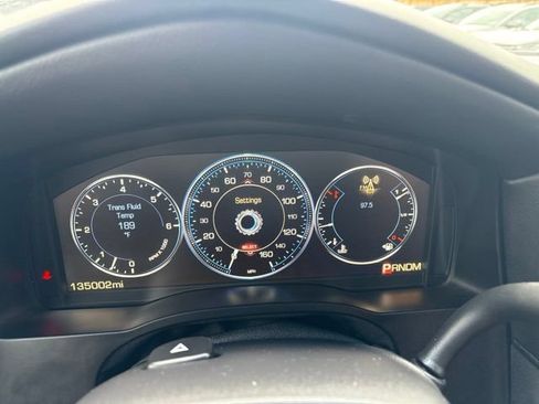 Used 2015 Cadillac Escalade ESV Premium AWD/4WD image 11