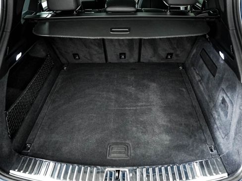 Certified 2024 Porsche Cayenne AWD/4WD image 25