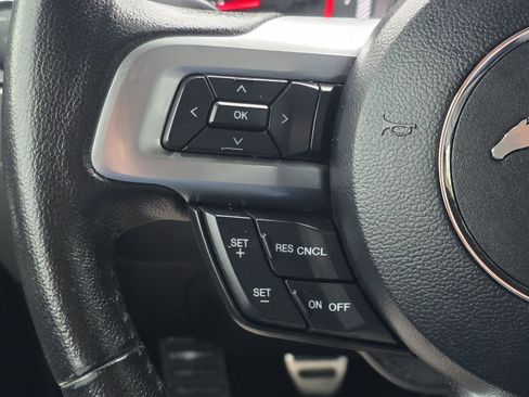 Used 2015 Ford Mustang Premium image 12