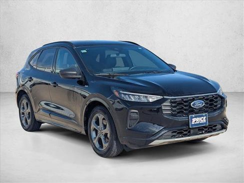 Used 2023 Ford Escape ST-Line w/ Tech Pack #1 FWD image 3