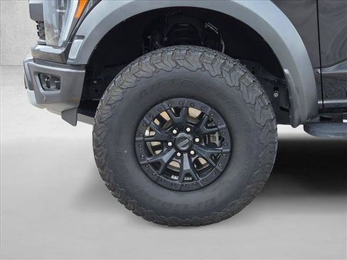 Certified 2021 Ford F150 Raptor w/ Equipment Group 801A High AWD/4WD image 9