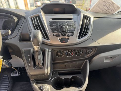 Used 2018 Ford Transit 150 XLT image 14