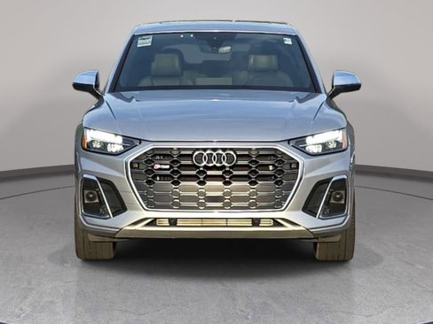 Used 2022 Audi SQ5 Premium image 2