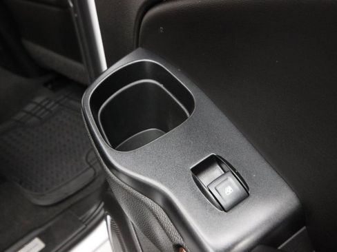 Used 2019 Chevrolet Suburban LT image 42