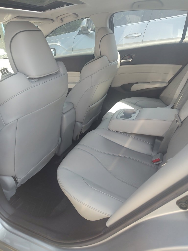 Used 2019 Acura ILX w/ Technology Package FWD image 7