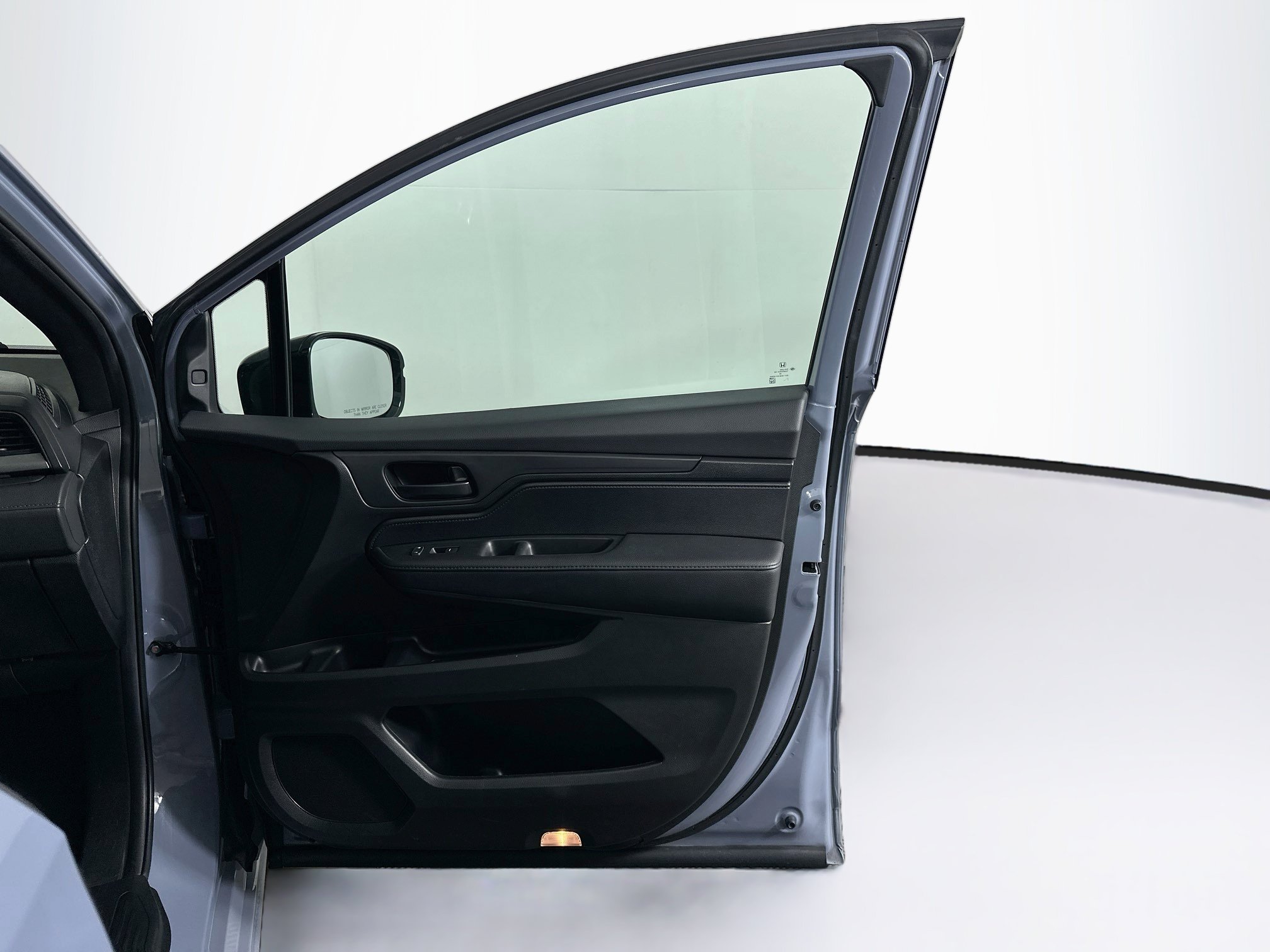 Used 2025 Honda Odyssey Sport-L image 32
