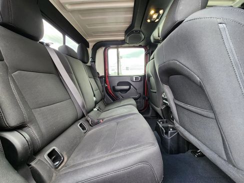 Used 2021 Jeep Gladiator Sport image 42