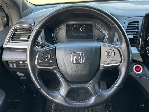 Used 2023 Honda Odyssey Sport image 10