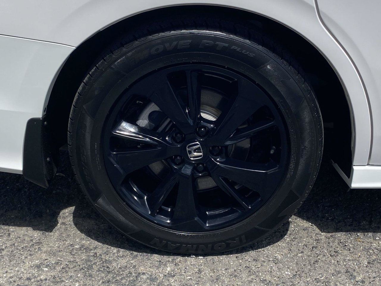 Used 2024 Honda Odyssey Sport image 7
