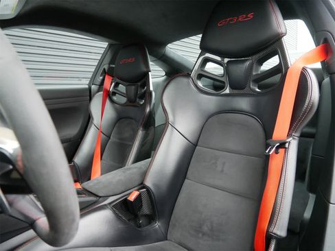 Used 2016 Porsche 911 GT3 RS image 5