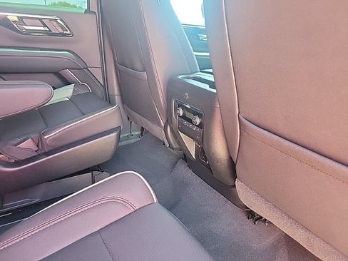 Used 2025 Chevrolet Tahoe Premier w/ Sun And Tow Package AWD/4WD image 51