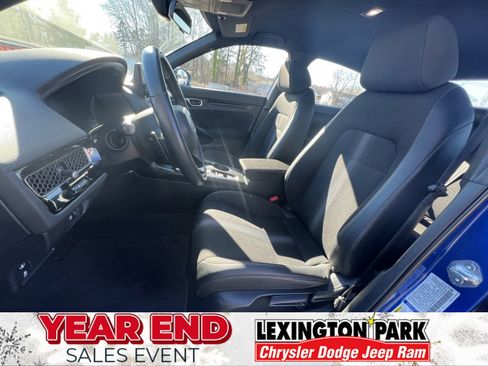 Used 2023 Honda Civic Sport image 14