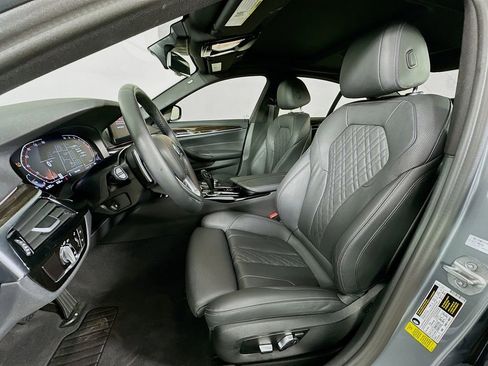 Certified 2023 BMW 540i w/ Premium Package image 21