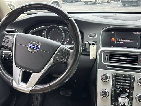 Used 2018 Volvo S60 T5 Inscription AWD/4WD image 7
