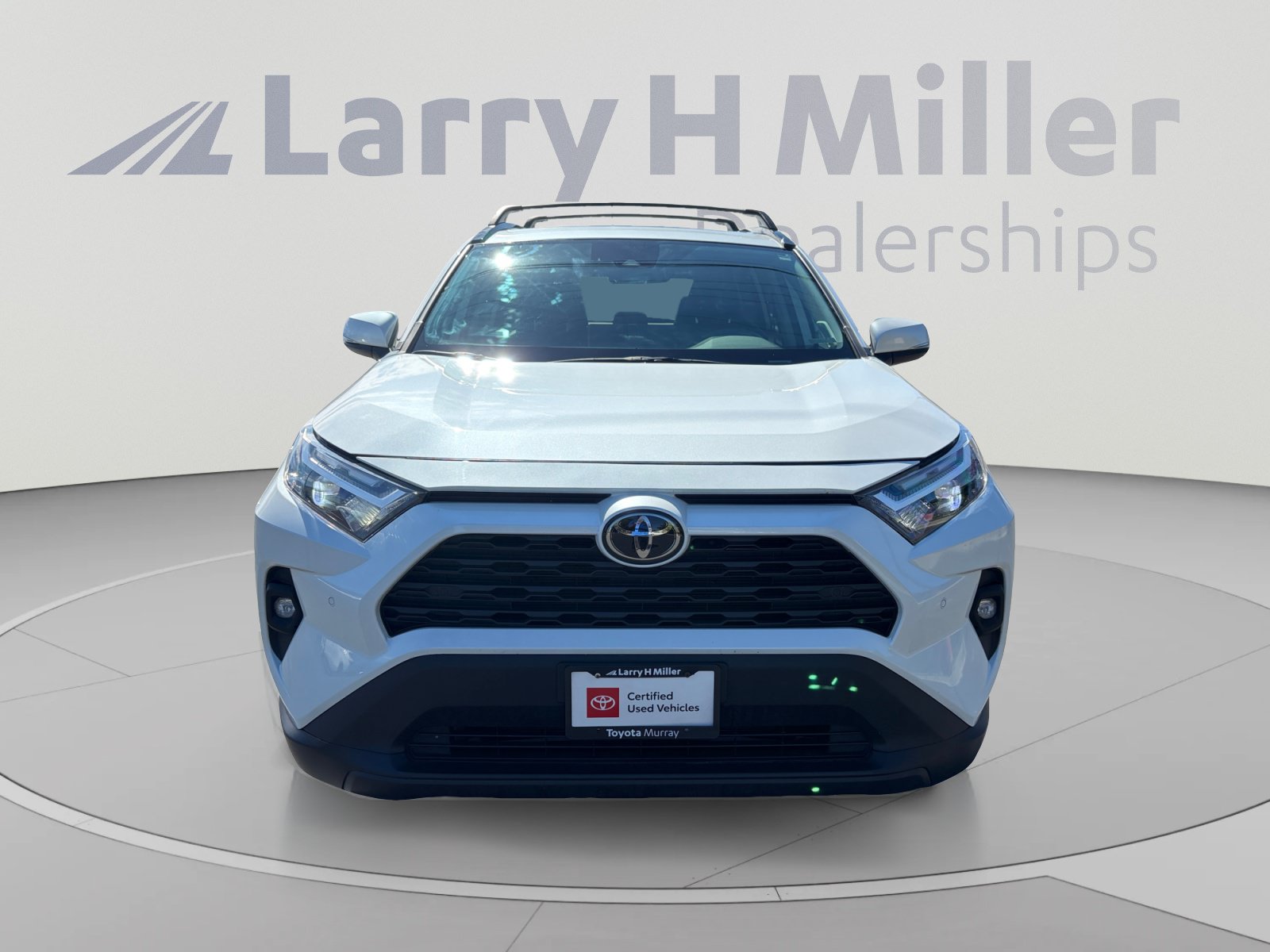 Used 2023 Toyota RAV4 XLE Premium AWD/4WD image 8