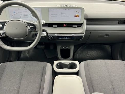 Certified 2024 Hyundai Ioniq 5 SEL AWD/4WD image 17