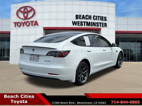Used 2022 Tesla Model 3 Long Range AWD/4WD image 12