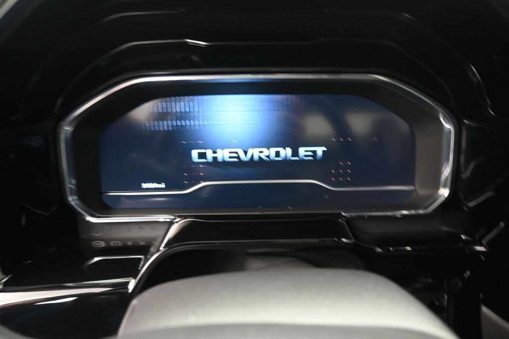 Used 2023 Chevrolet Silverado 1500 LTZ RWD image 12