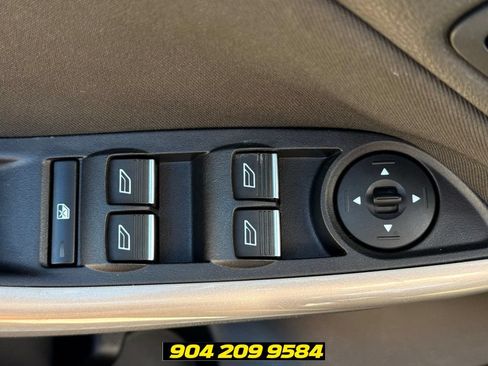 Used 2016 Ford Focus Titanium w/ Exterior Protection Package FWD image 12