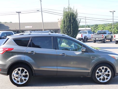 Used 2014 Ford Escape Titanium w/ Equipment Group 401A FWD image 6