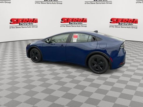 New 2026 Toyota Prius Plug-In Hybrid image 7