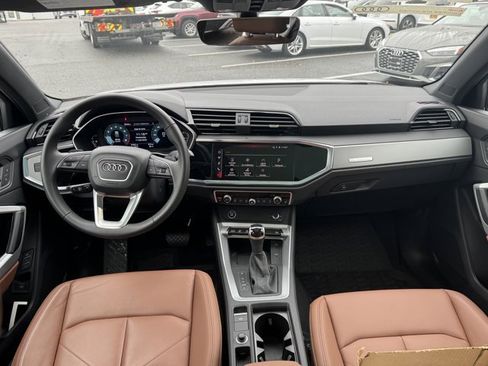 Certified 2025 Audi Q3 2.0T Premium w/ Convenience Package image 12