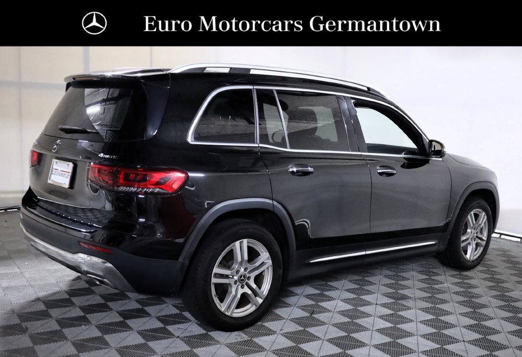 Used 2023 Mercedes-Benz GLB 250 4MATIC w/ Premium Package image 6