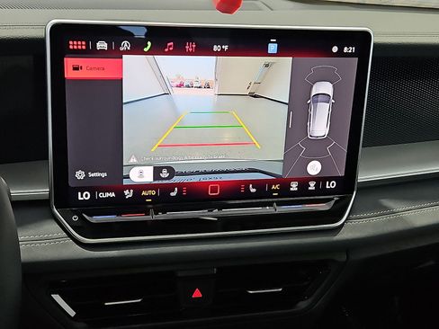 New 2026 Volkswagen Tiguan SE FWD image 19