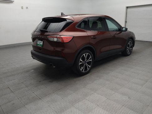 Used 2021 Ford Escape SE w/ SE Sport Appearance Package FWD image 9