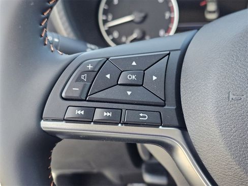 New 2025 Nissan Sentra SR image 18