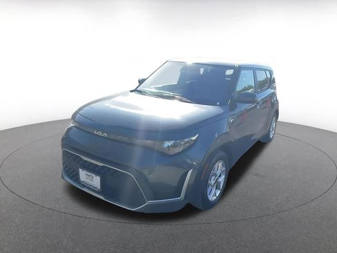 Used 2025 Kia Soul LX w/ LX Technology Package image 7