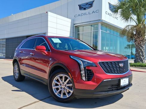 Used 2023 Cadillac XT4 Luxury w/ Driver Awareness Package FWD image 1