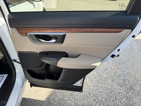 Used 2019 Honda CR-V EX image 17