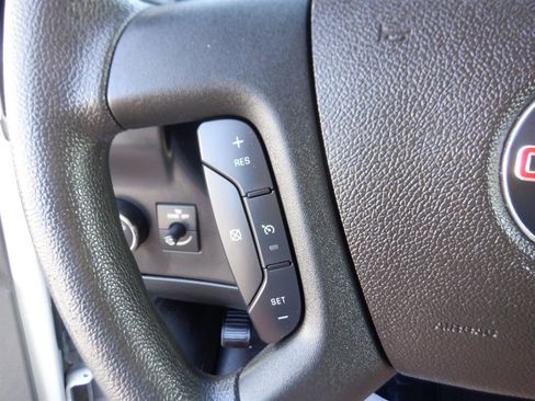 Used 2023 GMC Savana 2500 w/ Driver Convenience Package image 15