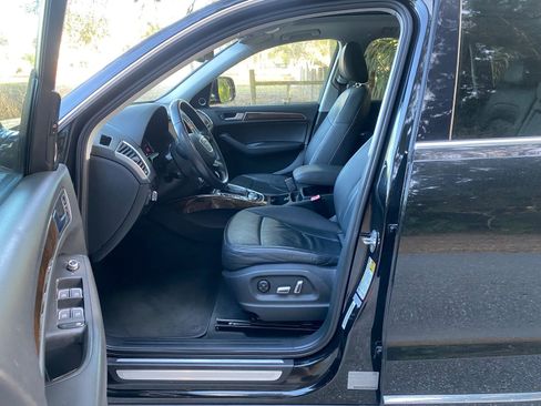 Used 2016 Audi Q5 2.0T Premium Plus w/ Technology Package image 4