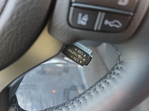 Used 2025 Lexus IS 350 F Sport image 33