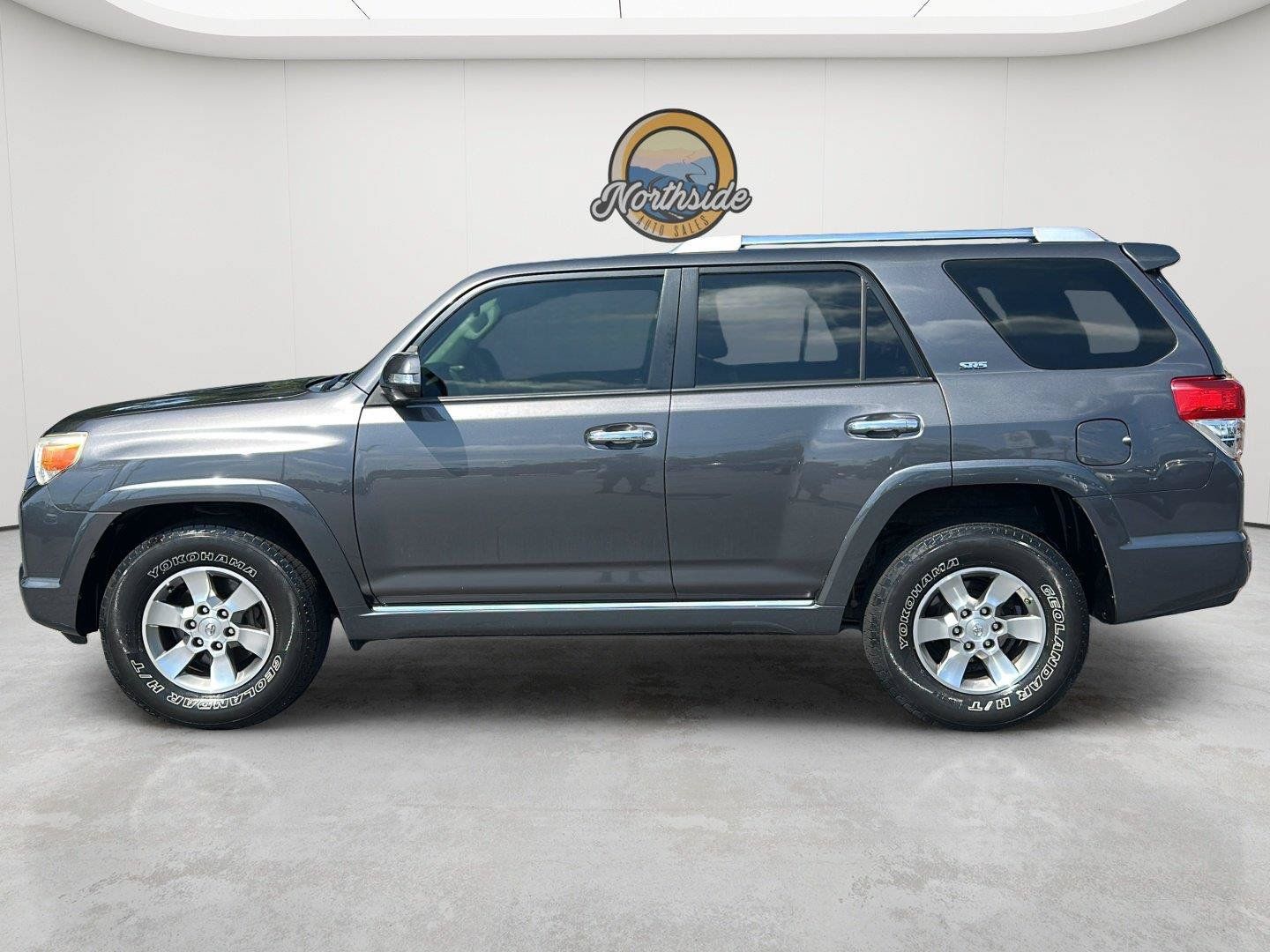 Used 2012 Toyota 4Runner SR5 RWD image 24
