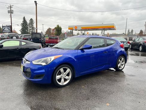 Used 2014 Hyundai Veloster image 19