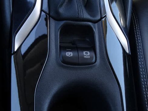 Used 2021 Toyota Corolla XLE image 35