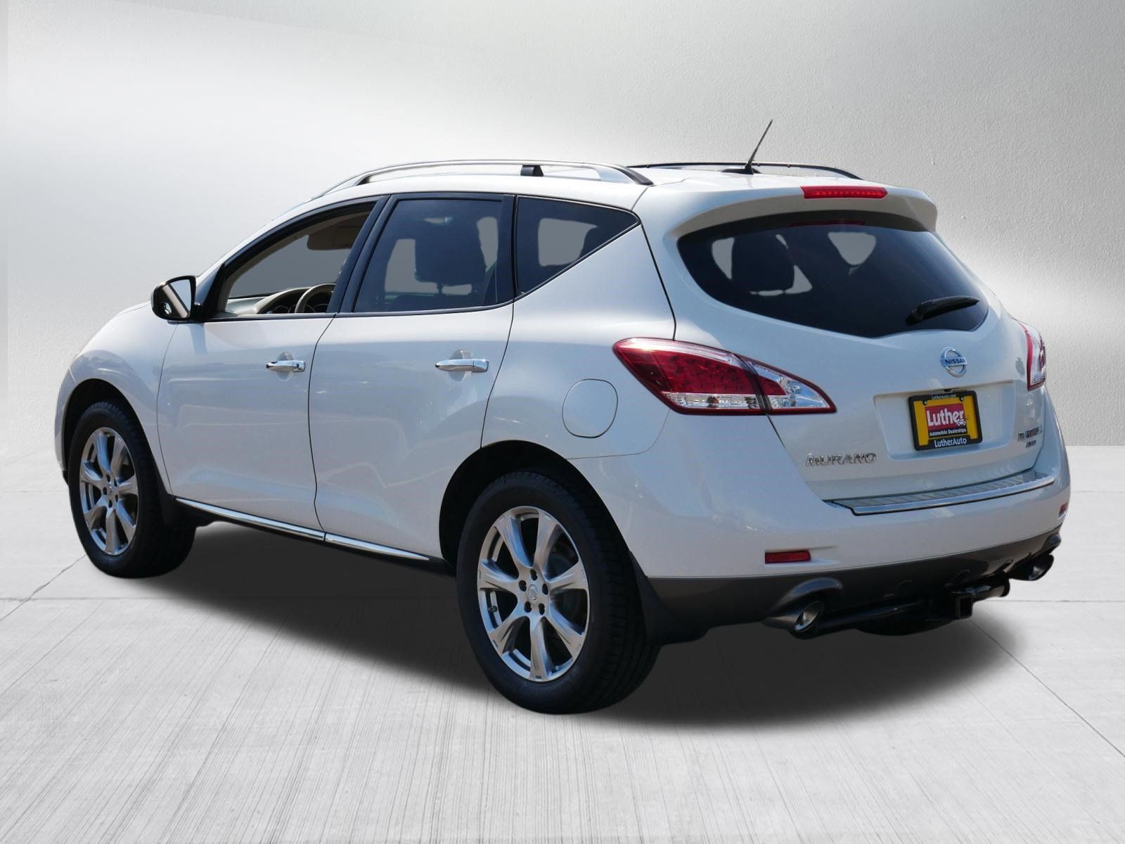 Used 2012 Nissan Murano LE w/ Platinum Pkg AWD/4WD image 4