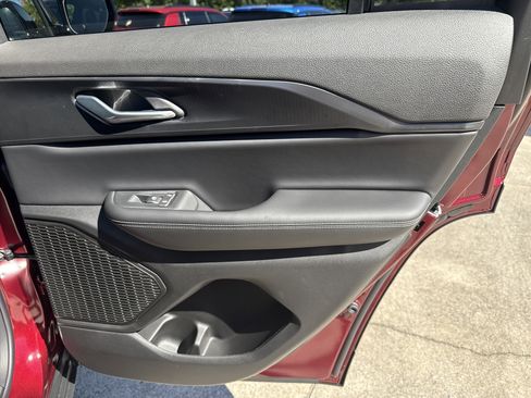 New 2025 Jeep Grand Cherokee Altitude image 16