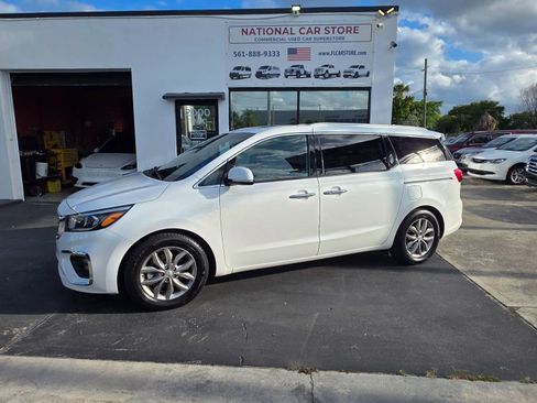 Used 2019 Kia Sedona EX w/ EX Premium Package FWD image 10