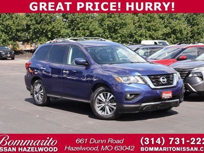 Used 2017 Nissan Pathfinder SL w/ SL Premium Package