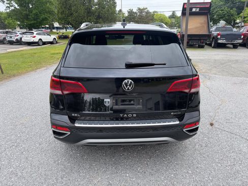 Used 2023 Volkswagen Taos SEL AWD/4WD image 4