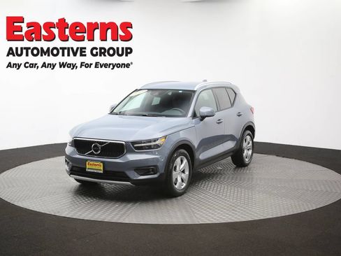 Used 2021 Volvo XC40 T4 Momentum FWD image 54