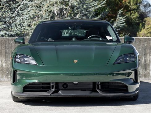 Certified 2025 Porsche Taycan GTS AWD/4WD image 8