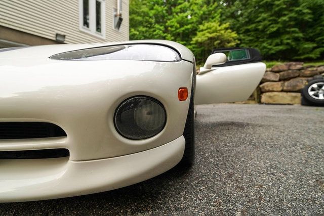 Used 1996 Dodge Viper RT/10 RWD image 55