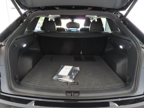 New 2026 Volkswagen Atlas Cross Sport SEL AWD/4WD image 25