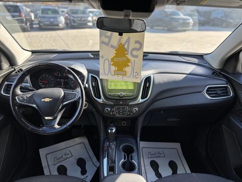 Used 2018 Chevrolet Equinox LT image 11